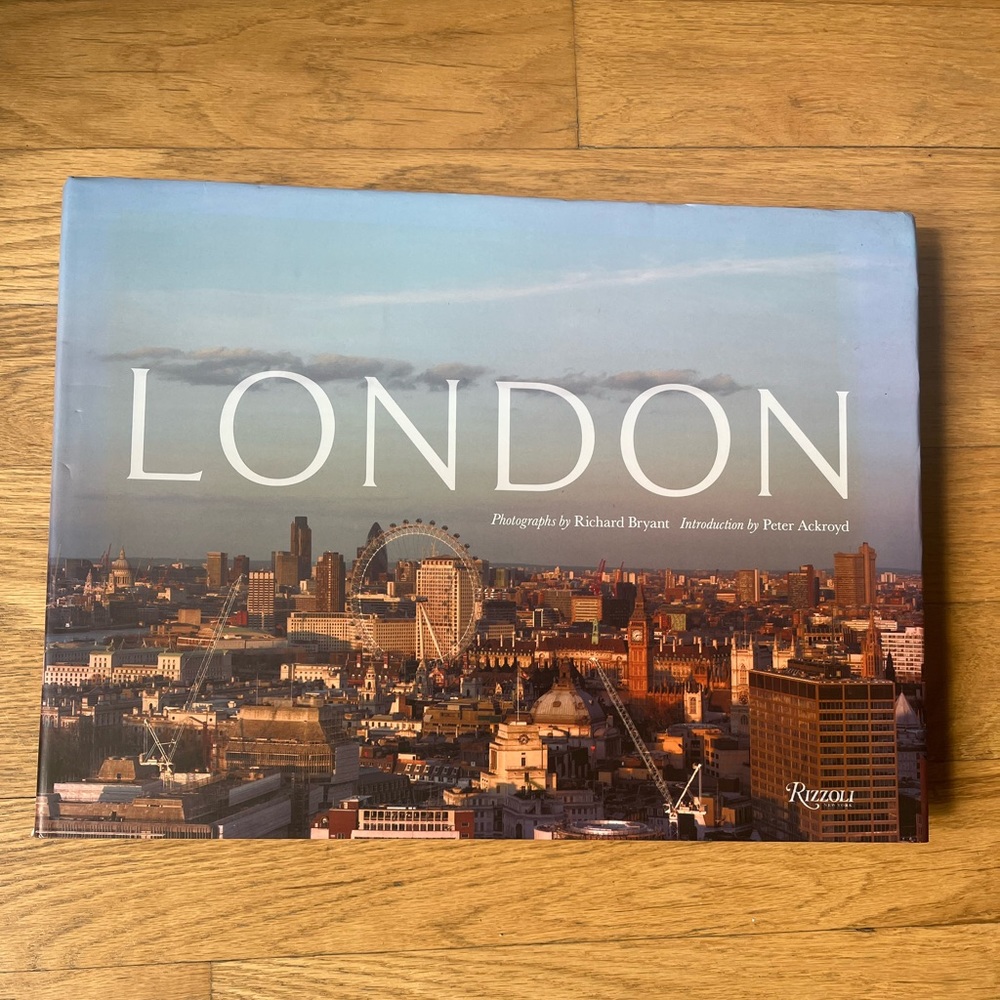London Picture Book by Richard Bryant
